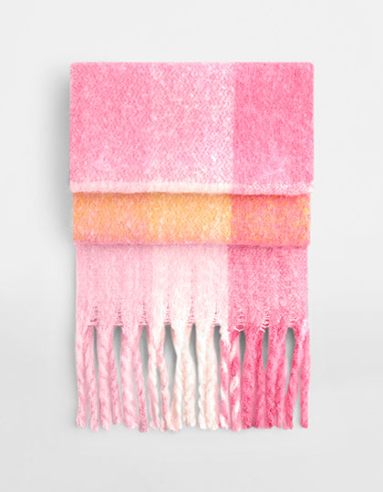 Beechfield Fluffy Check Scarf in Pink Check
