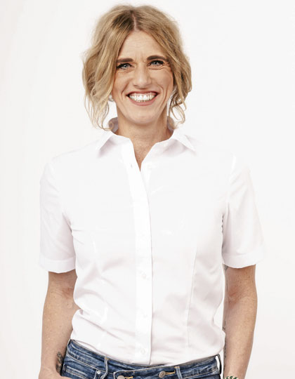 Women's Blouse Comfort Fit Short Sleeve — besticken oder bedrucken lassen